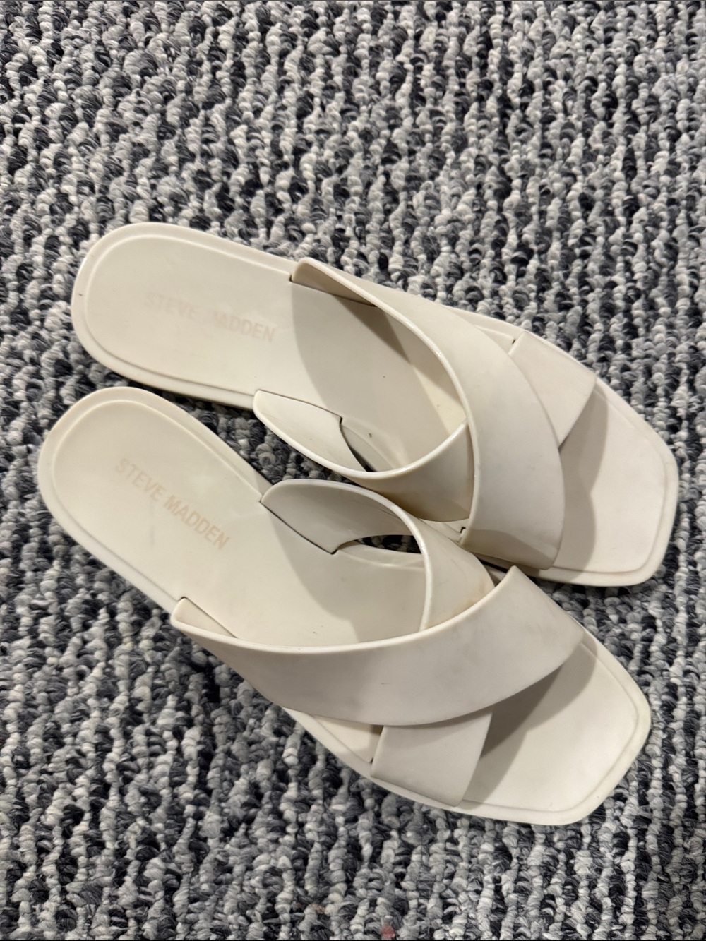 Steve Madden Cream Crisscross Slide Sandals